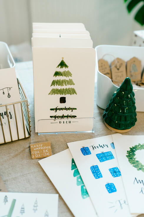 Das Bild zeigt Weihnachtskarten.